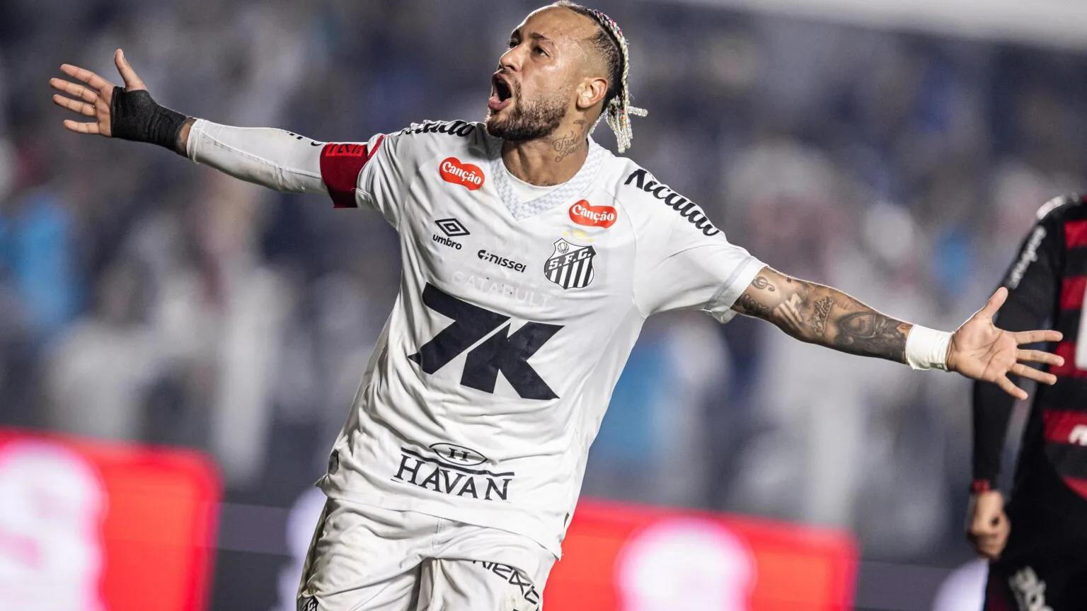 Imagem ilustrativa da notícia: Com gol de Neymar, Santos vence Flamengo na Vila Belmiro