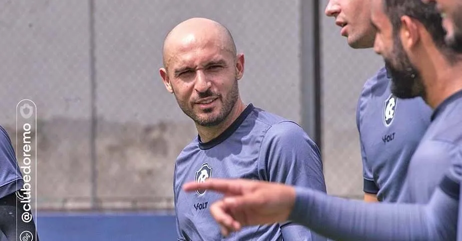 Imagem ilustrativa da notícia: Régis aponta falhas do Remo e lamenta empate: "Gosto amargo"