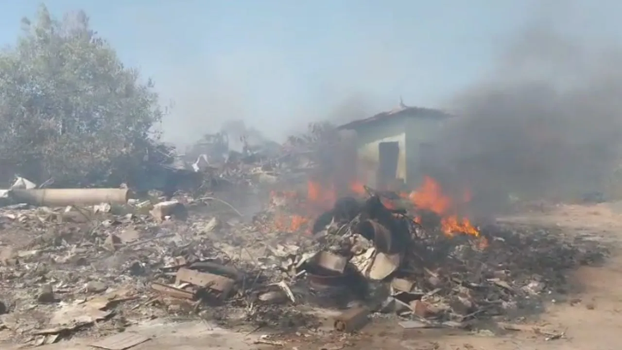 Imagem ilustrativa da notícia: Estiagem favorece incêndios e desafia bombeiros em Marabá