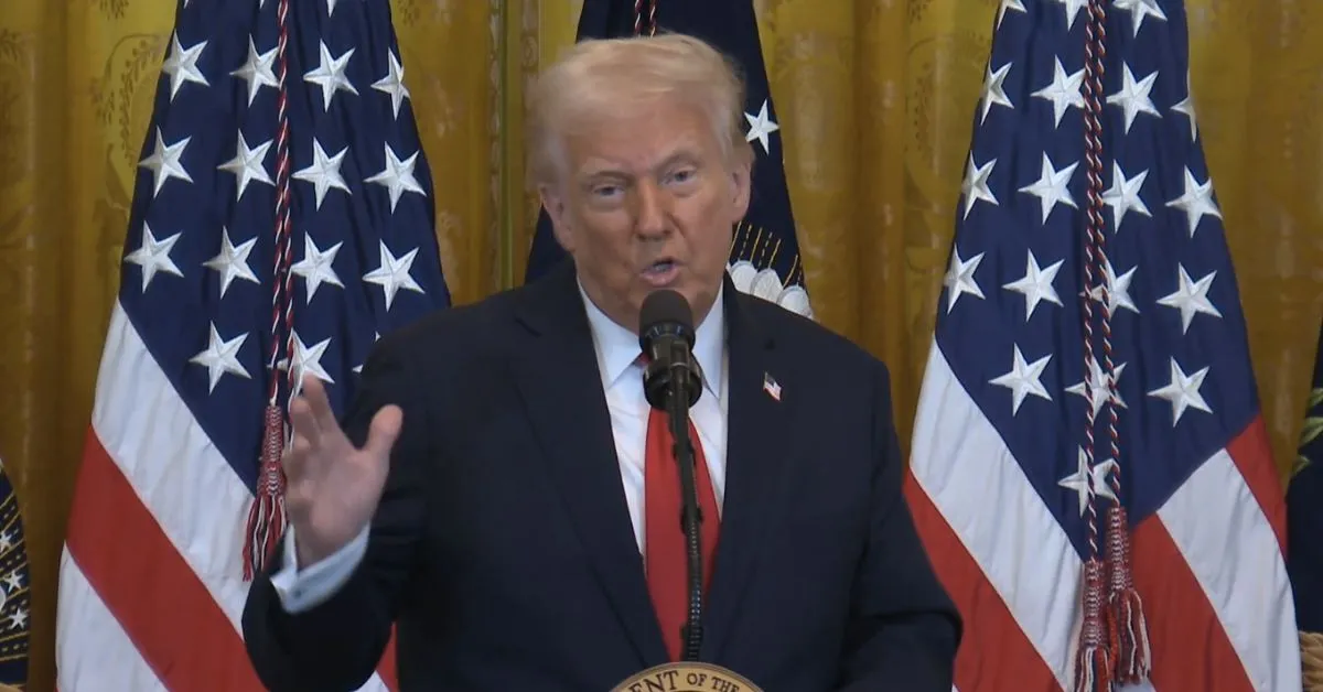 Imagem ilustrativa da notícia: Democratas e republicanos questionam legalidade do ataque de Trump ao Irã