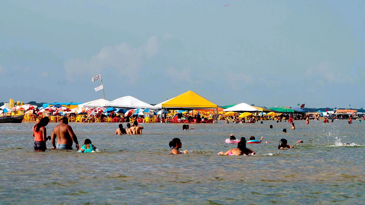 Imagem ilustrativa da notícia: Terceiro final de semana intenso na praia do Tucunaré em Marabá