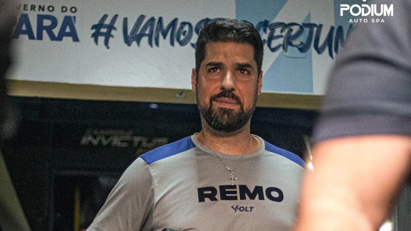 Imagem ilustrativa da notícia: Remo: António Oliveira explica saída de Cantillo e projeta Avaí