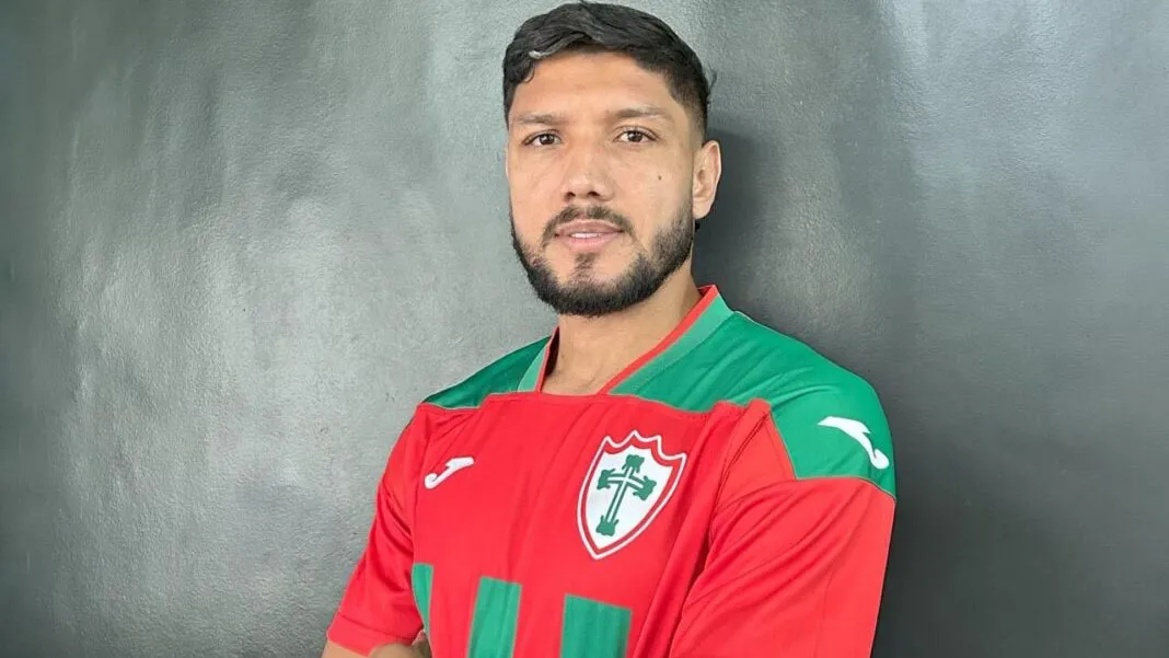 Imagem ilustrativa da notícia: Sem espaço na Portuguesa, Paulinho Curuá vai jogar no Vietnã