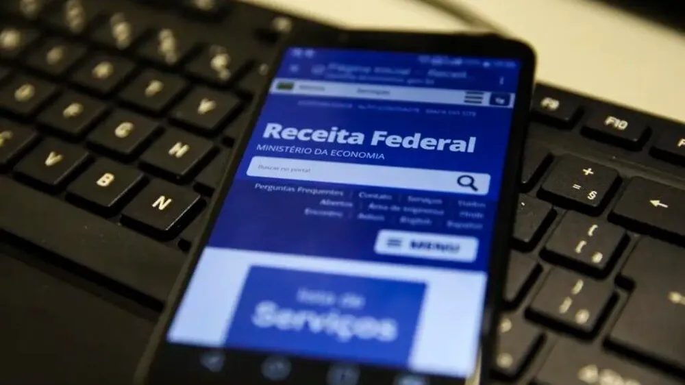 Imagem ilustrativa da notícia: Receita paga nesta segunda (30) 2° lote da restituição do IR