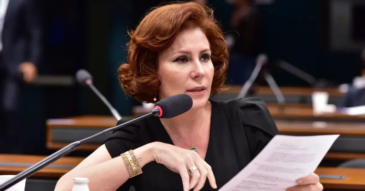 Imagem ilustrativa da notícia: Carla Zambelli pode ser deportada de volta ao Brasil?