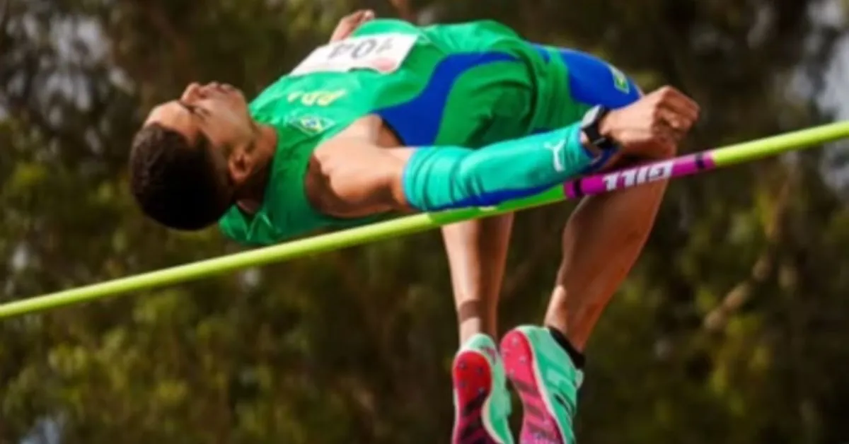 Imagem ilustrativa da notícia: Vídeo: atleta olímpico sofre acidente em prova de salto