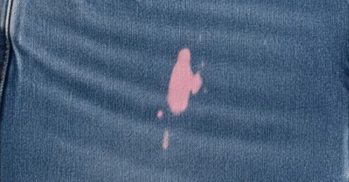 Imagem ilustrativa da notícia: Roupas manchadas por água sanitária? Veja como recuperar