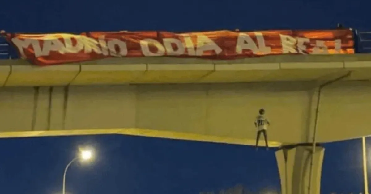 Imagem ilustrativa da notícia: Torcedores que "enforcaram" boneco de Vini Jr são condenados