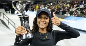 Rayssa Leal é campeã da SLS Brasília
