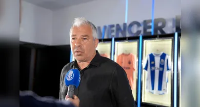 Imagem ilustrativa da notícia: Jorge Costa, ídolo do Porto, morre enquanto dava entrevista no clube