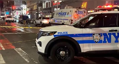 Imagem ilustrativa da notícia: Ataque a tiros em Nova York mata 3 e deixa 8 pessoas feridas