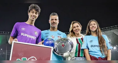 Imagem ilustrativa da notícia: Fluminense vence América de Cali em noite histórica de Fábio