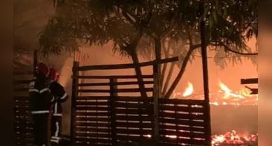 Imagem ilustrativa da notícia: Homem invade e incendeia casa de ex-companheira em Ananindeua