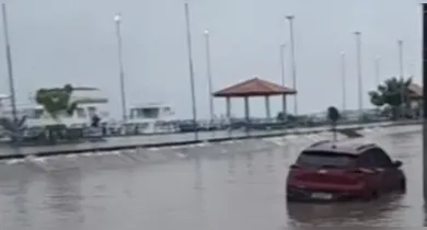 Imagem ilustrativa da notícia: Temporal de 45mm causa alagamentos em Santarém