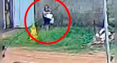 Imagem ilustrativa da notícia: Veja o momento em que mãe abandona bebê em vala no Pará!