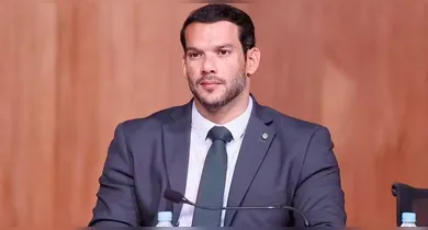 Imagem ilustrativa da notícia: Presidente da CBF é alvo de operação da PF sobre compra de votos