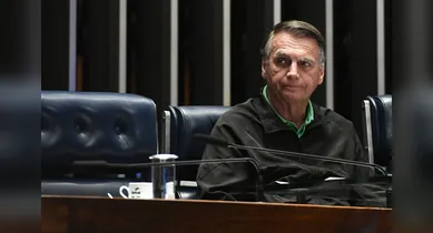 Imagem ilustrativa da notícia: Moraes decreta prisão domiciliar de Jair Bolsonaro