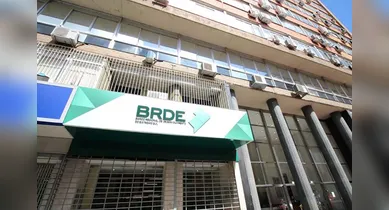 Imagem ilustrativa da notícia: Banco abre concurso público: salários de mais de R$ 10 mil e jornada de 6h