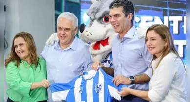 Imagem ilustrativa da notícia: Remista, Helder Barbalho banca dívida e livra Paysandu do transferban