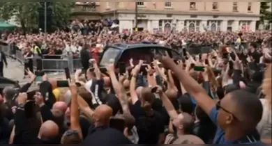 Imagem ilustrativa da notícia: Funeral de Ozzy Osbourne lota ruas da Inglaterra