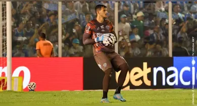 Imagem ilustrativa da notícia: Paysandu: Gabriel lamenta derrota e pede "cabeça no lugar"