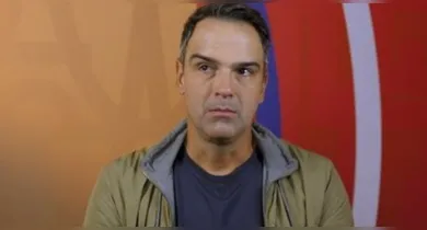 Imagem ilustrativa da notícia: Globo toma decisão sobre permanência de Tadeu Schmidt no BBB 26