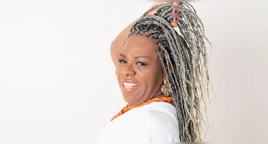Imagem ilustrativa da notícia: Show de Mariza Black leva samba e astral à Praça da República