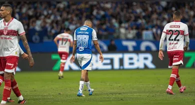 Imagem ilustrativa da notícia: Cruzeiro e CRB empatam em jogo sem gols na Copa do Brasil