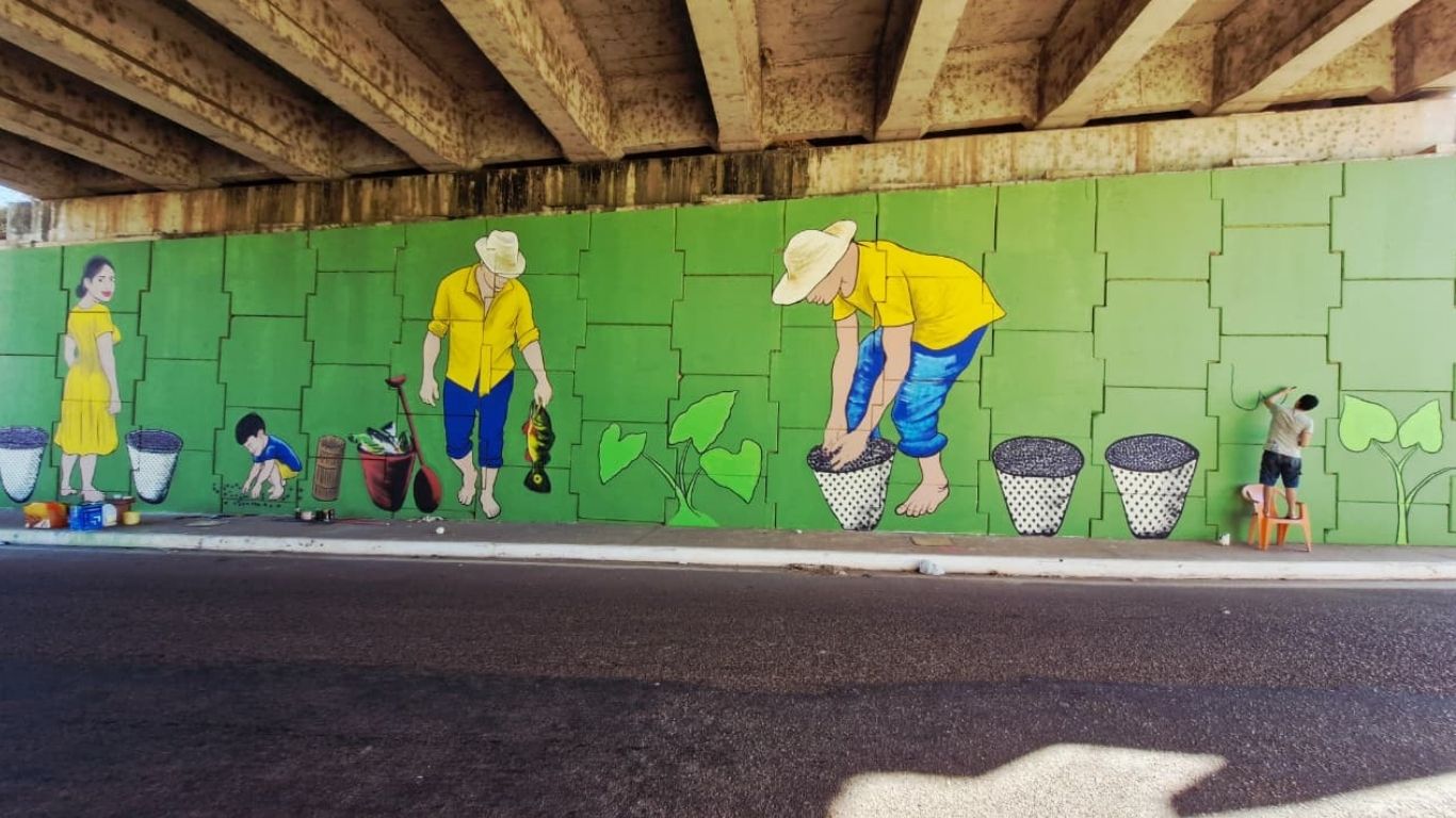 A iniciativa é coordenada pela Secretaria de Viação e Obras Públicas (Sevop) e reúne artistas locais.