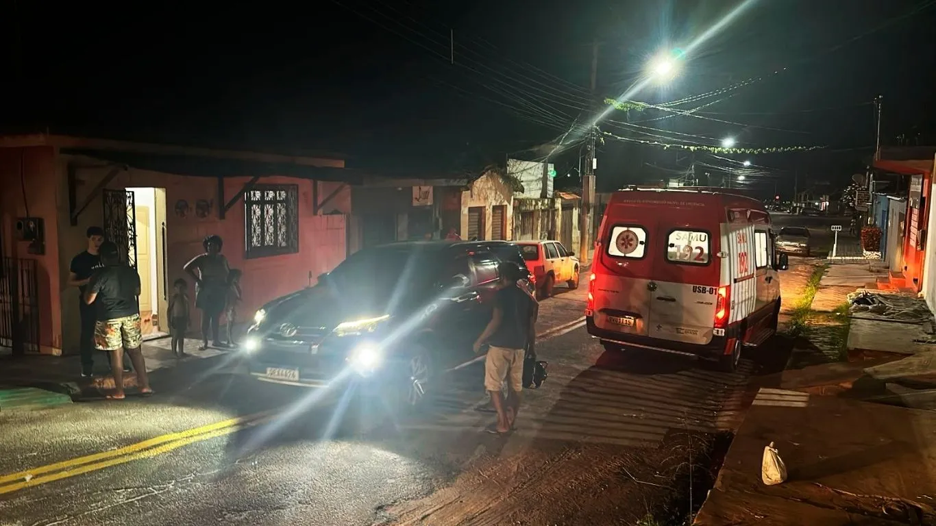 Imagem ilustrativa da notícia: Mulher pede pra usar o banheiro, dá a luz e abandona o bebê