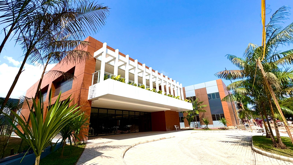 Imagem ilustrativa da notícia: Governo do Pará entrega a Vila COP, em Belém, nesta segunda (03)