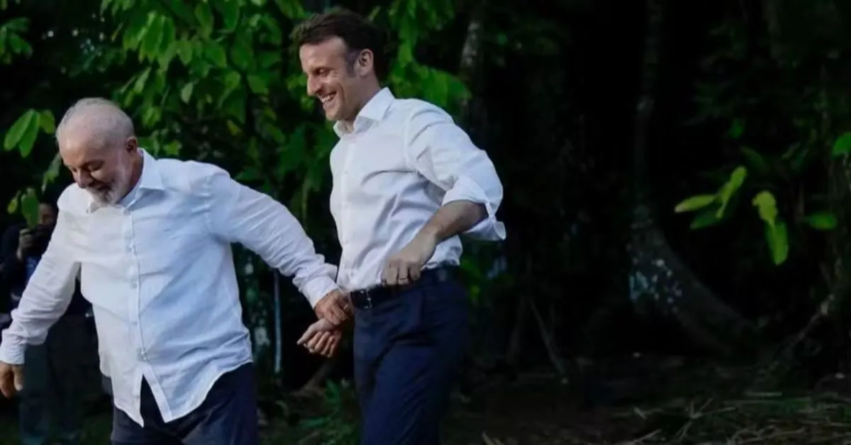 Imagem ilustrativa da notícia: Embaixada da França posta vídeo de Macron e Lula ao som de "Gringo lindo"