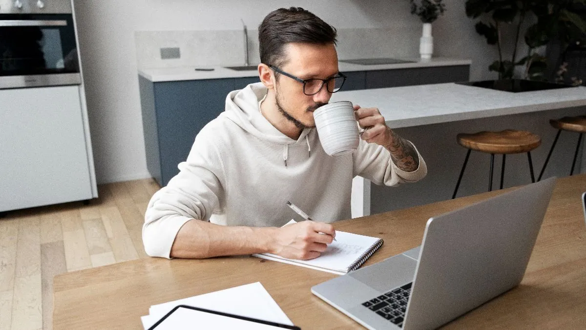 Imagem ilustrativa da notícia: Senai oferece vaga home office com até 8 horas semanais de trabalho; Inscreva-se!