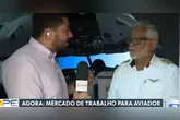 Queda de avião em simulação ao vivo gera risadas no Dia do Aviador