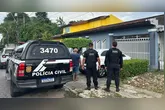 Polícia Civil cumpre mandado de busca durante a operação Passe Livre, que teve prisões e apreensão de bens em municípios do Pará.