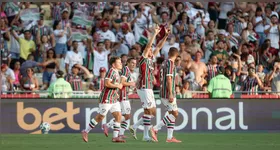 O Fluminense garantiu a última vaga direta na Libertadores e fechou o Brasileirão com vitória e festa da torcida.