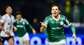Com dois gols, Raphael Veiga sacramentou a classificação palmeirense.