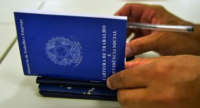 Imagem ilustrativa da notícia: Governo confirma salário mínimo de R$ 1.621 em 2026