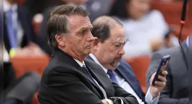 Imagem ilustrativa da notícia: STF começa a julgar Bolsonaro por tentativa de golpe
