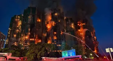 Imagem ilustrativa da notícia: Incêndio em Hong Kong: 300 pessoas desaparecidas e 65 mortos