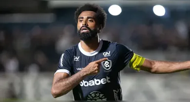 Imagem ilustrativa da notícia: Caio Vinicius celebra "melhor temporada da carreira" no Remo