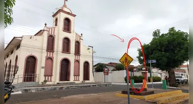 Imagem ilustrativa da notícia: Cruz de paróquia é furtada dias antes de festejo de Padroeiro