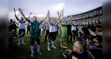 Imagem ilustrativa da notícia: Série B: disputa pelo acesso e luta contra a queda pegam fogo