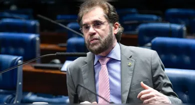 Imagem ilustrativa da notícia: Senador apresenta projeto para proteger o PIX de cobranças