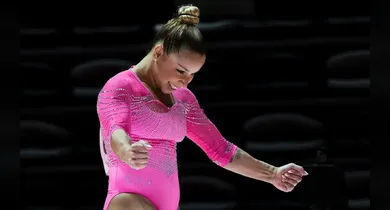 Imagem ilustrativa da notícia: Flávia Saraiva brilha, mas fica em 4º no Mundial de Ginástica