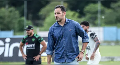 Imagem ilustrativa da notícia: Futuro de Frontini será definido pela nova gestão do Paysandu