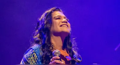Imagem ilustrativa da notícia: Simone Almeida celebra o EP Leve no Teatro Waldemar Henrique