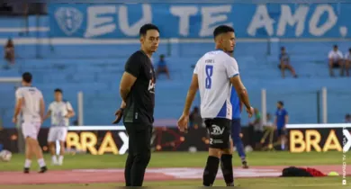Imagem ilustrativa da notícia: Paysandu busca técnico e tenta driblar rombo nas rescisões