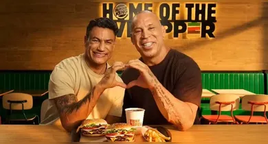 Imagem ilustrativa da notícia: Popó e Wanderlei Silva selam a paz e ironizam briga em comercial