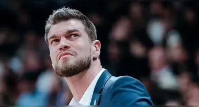 Imagem ilustrativa da notícia: Tiago Splitter se torna o primeiro brasileiro técnico da NBA